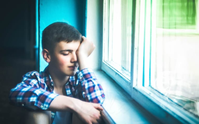 共感疲労とは？～他人の不幸を見ていられないあなたへ